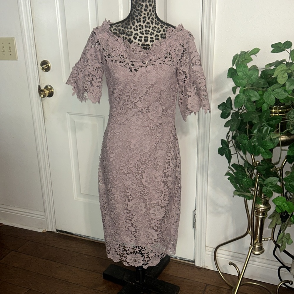 Laced Dress by Paper Dolls💕.    Size 10